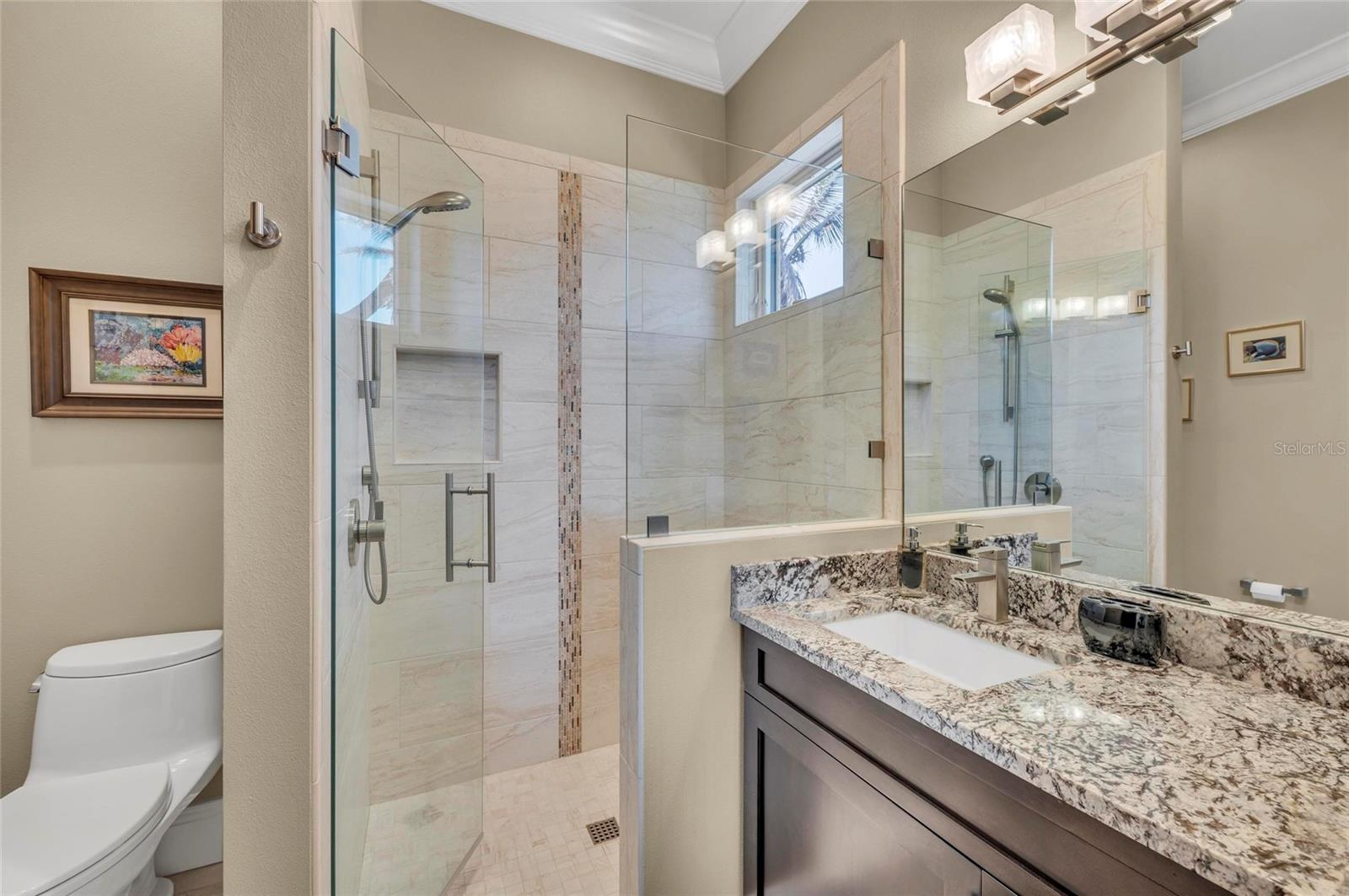 A4648844 Property Photo