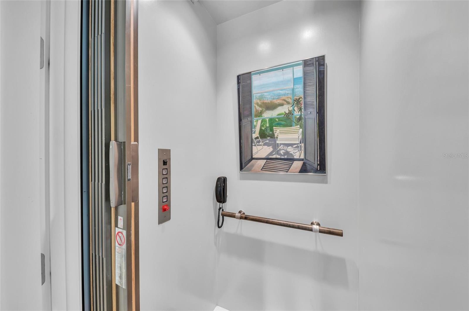 A4648844 Property Photo