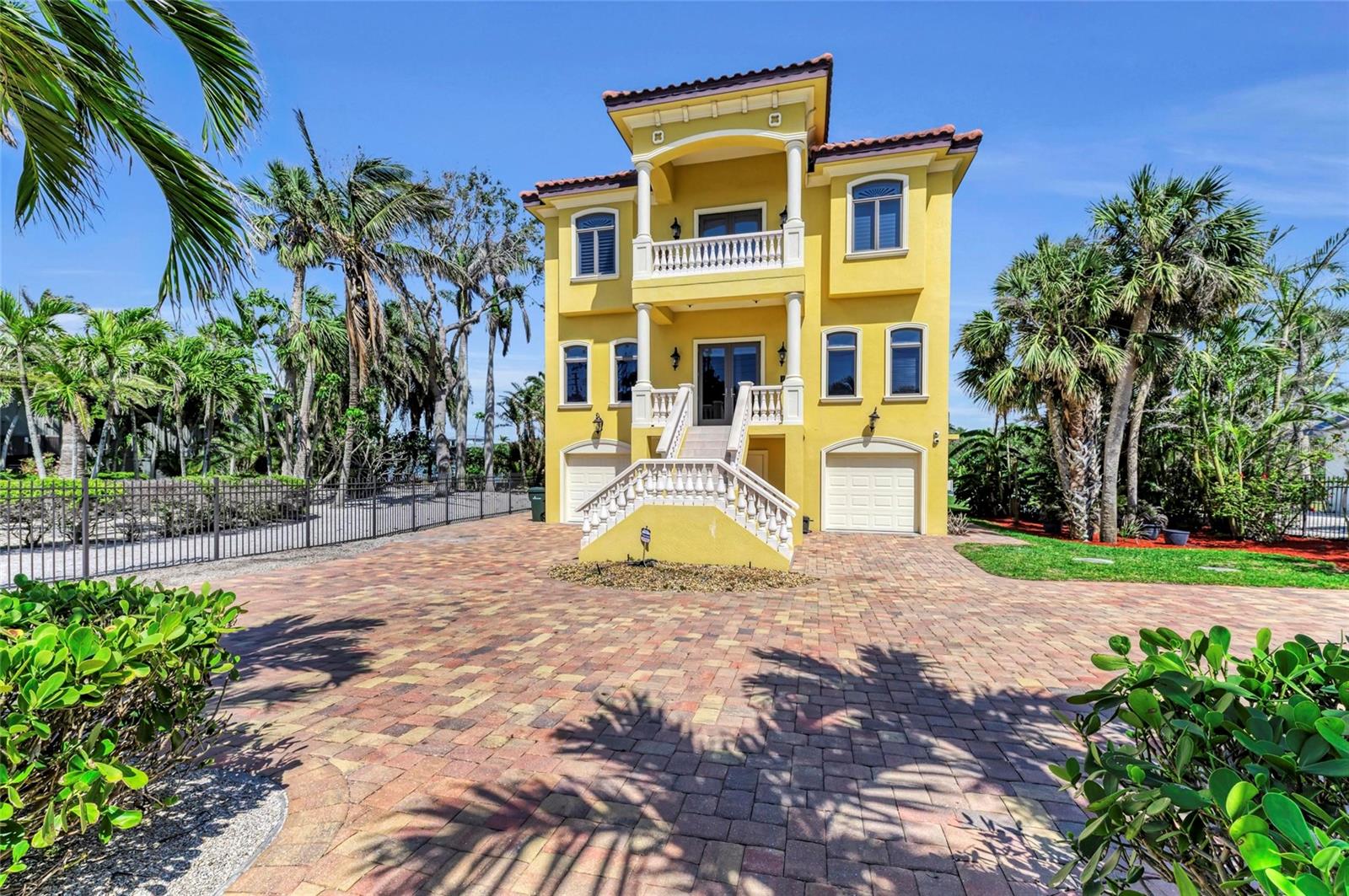 A4648844 Property Photo