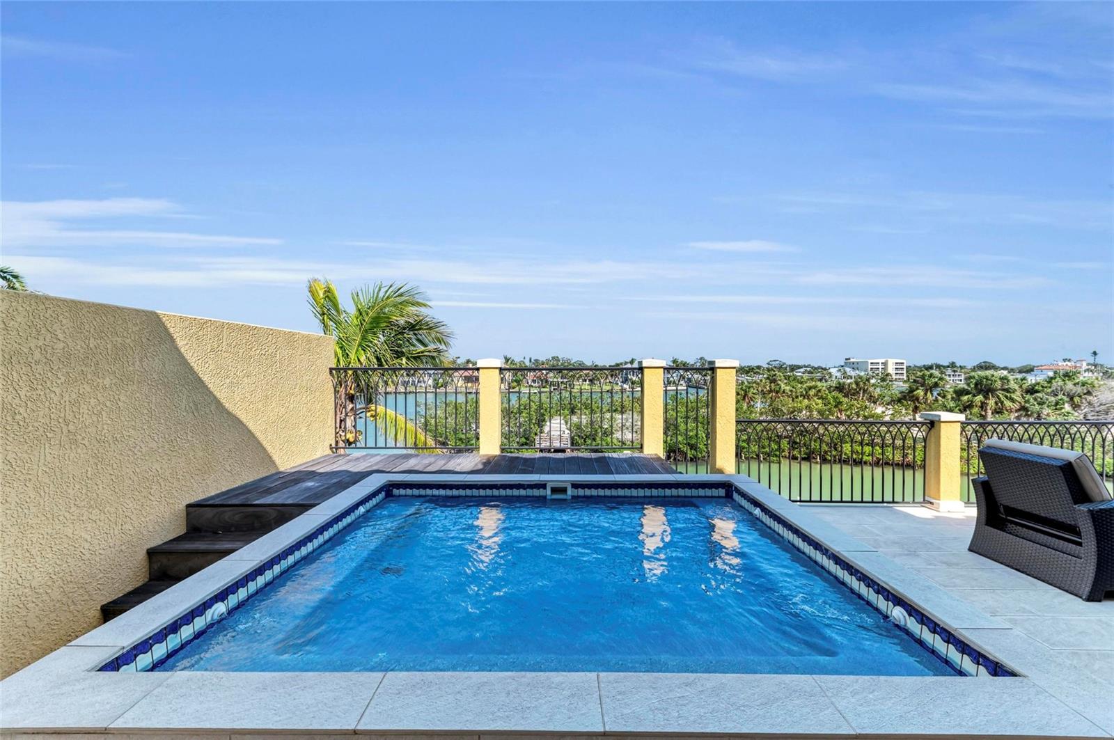 A4648844 Property Photo