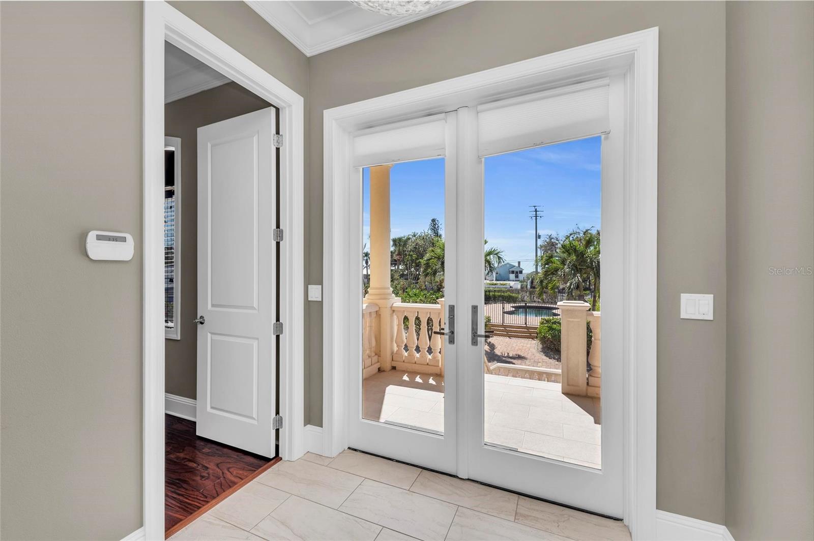 A4648844 Property Photo