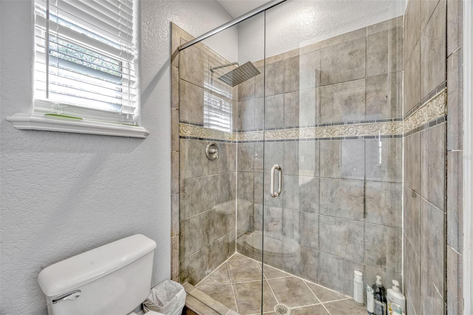 9018 SOUTHERN BREEZE DR, ORLANDO, FL, 32836