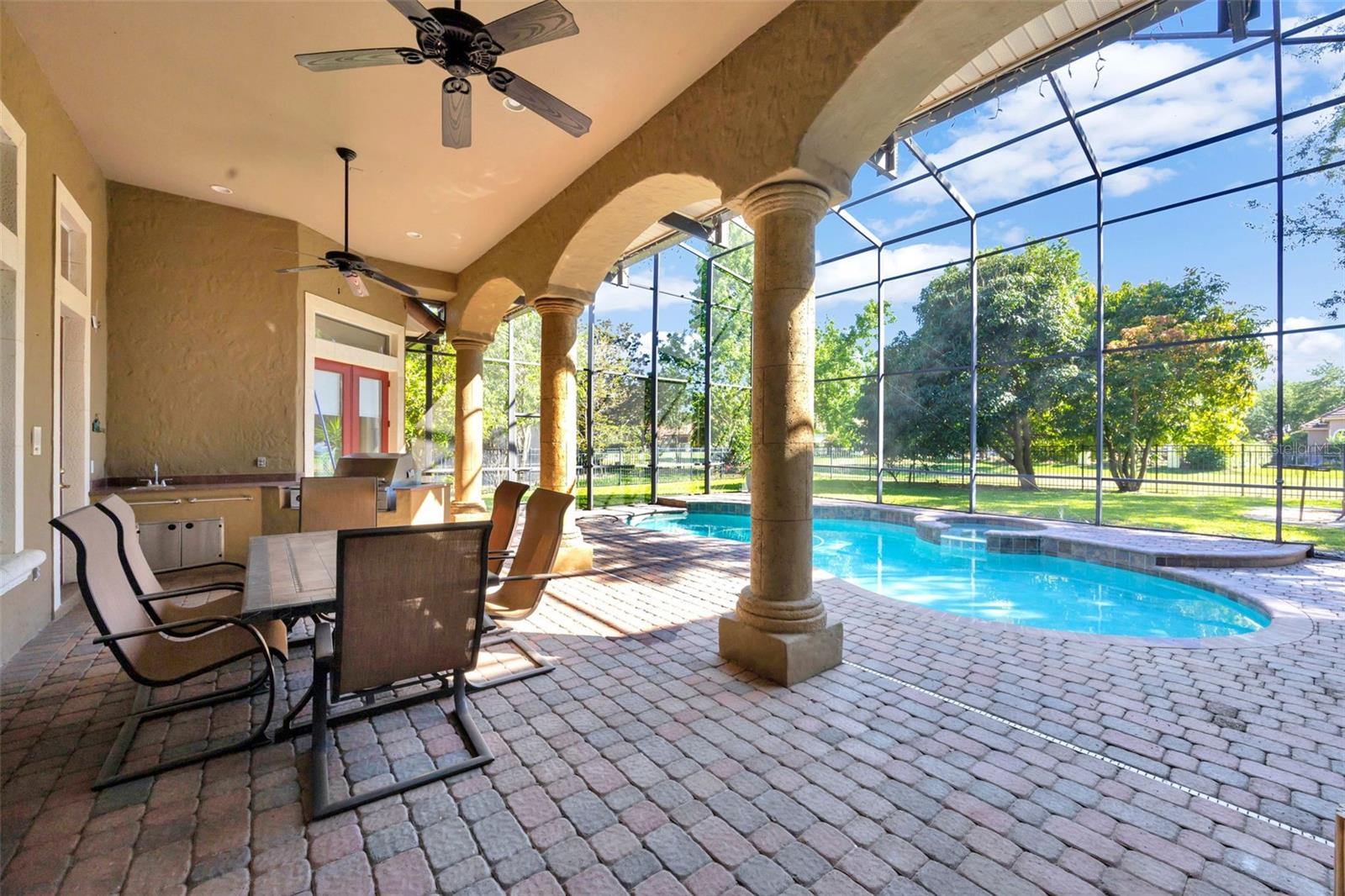 9018 SOUTHERN BREEZE DR, ORLANDO, FL, 32836