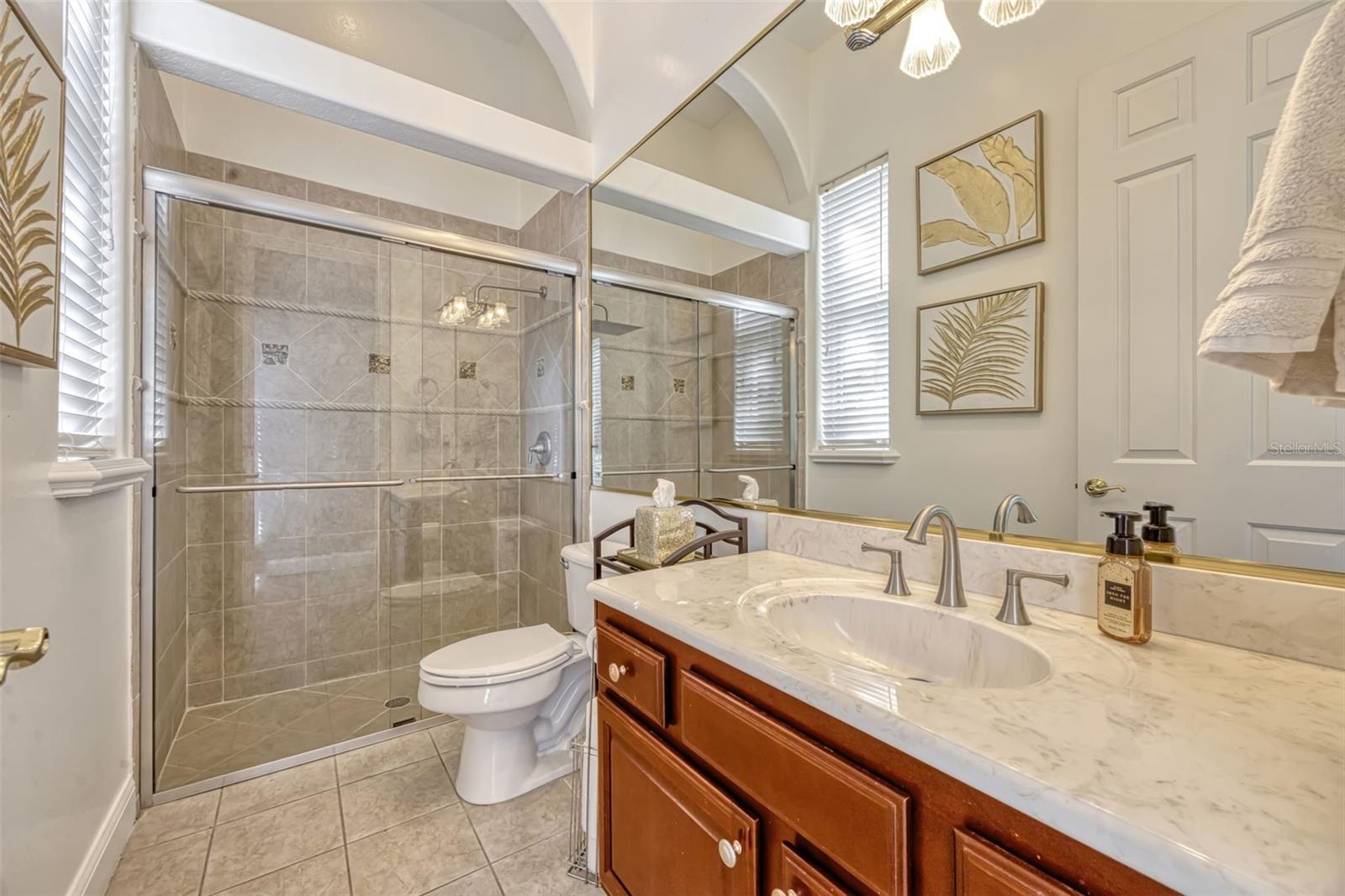 9018 SOUTHERN BREEZE DR, ORLANDO, FL, 32836