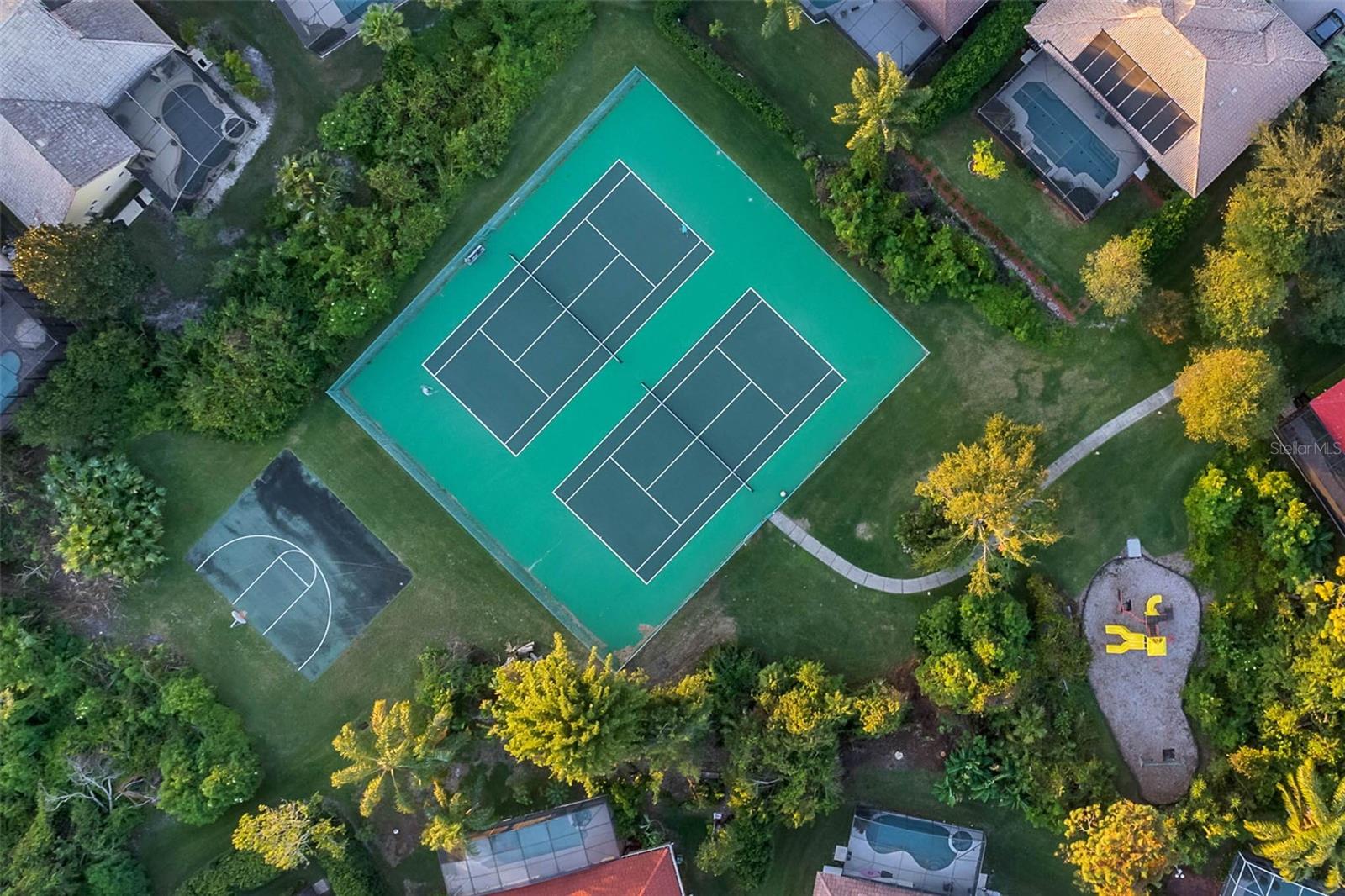 9018 SOUTHERN BREEZE DR, ORLANDO, FL, 32836