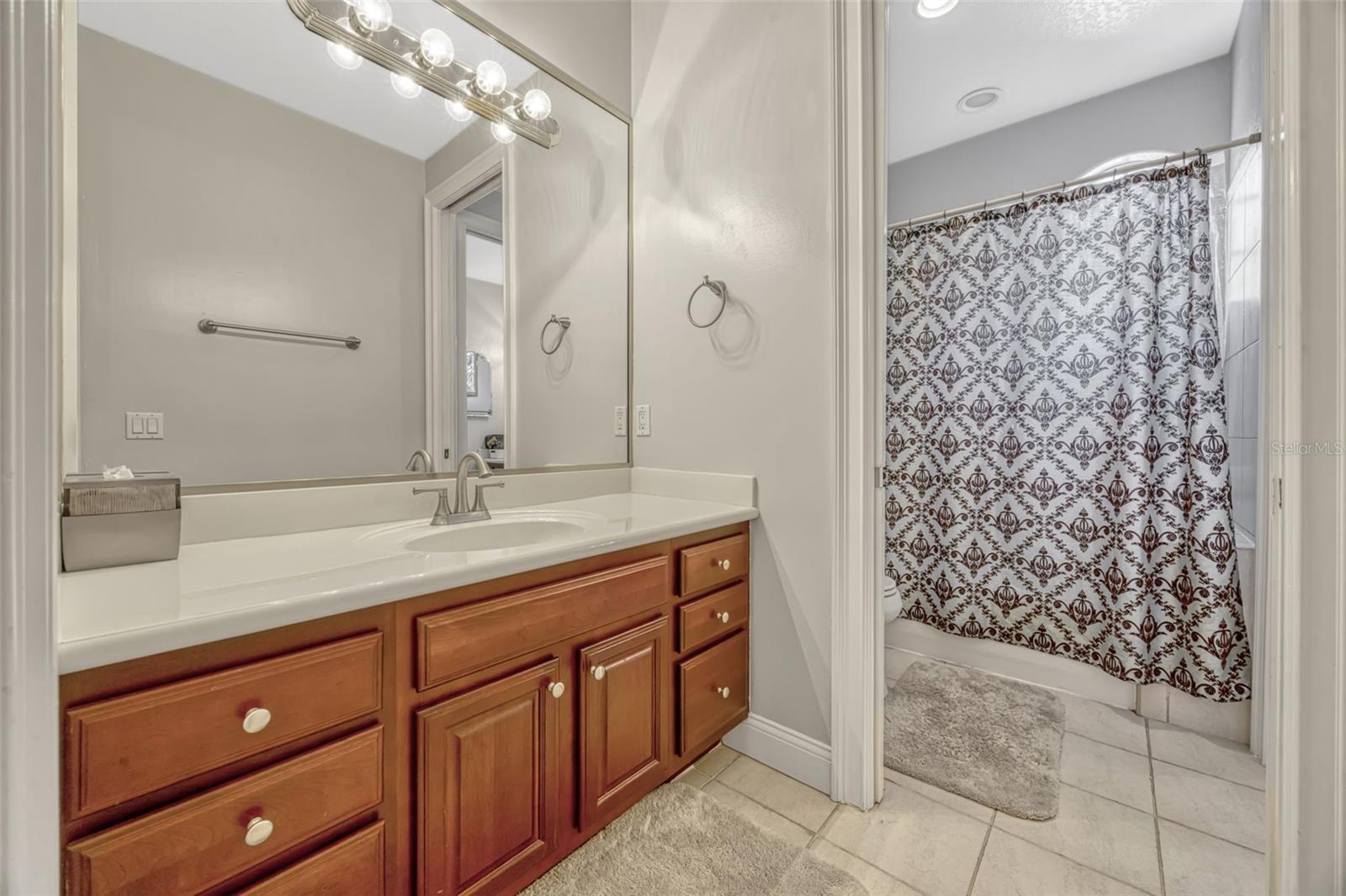 9018 SOUTHERN BREEZE DR, ORLANDO, FL, 32836