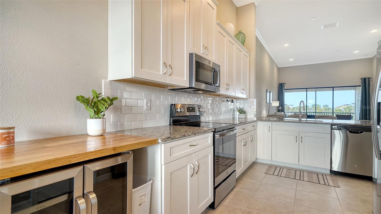 5424 CICERONE ST #204, SARASOTA, FL, 34238