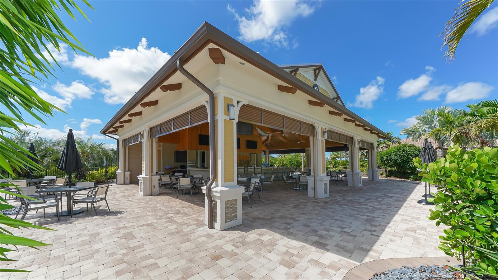 5424 CICERONE ST #204, SARASOTA, FL, 34238