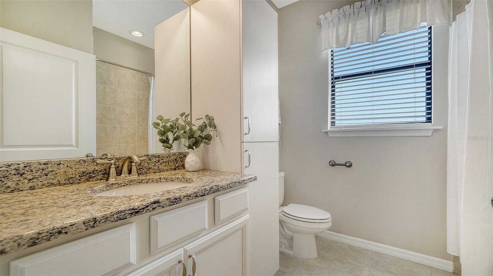 5424 CICERONE ST #204, SARASOTA, FL, 34238