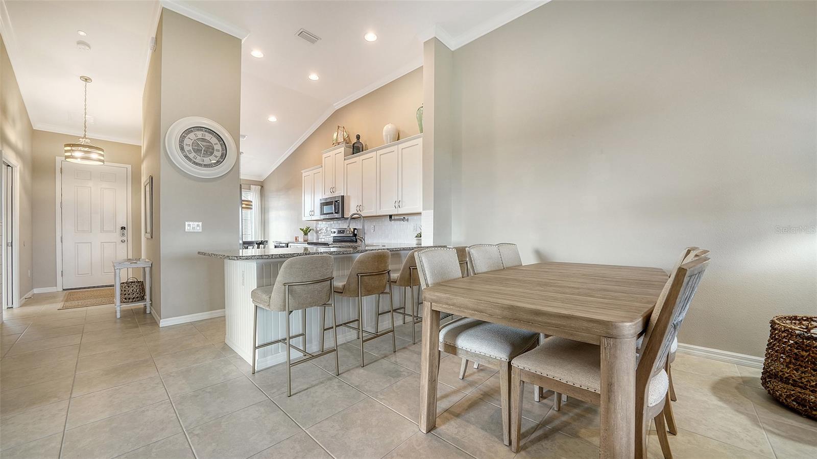 5424 CICERONE ST #204, SARASOTA, FL, 34238