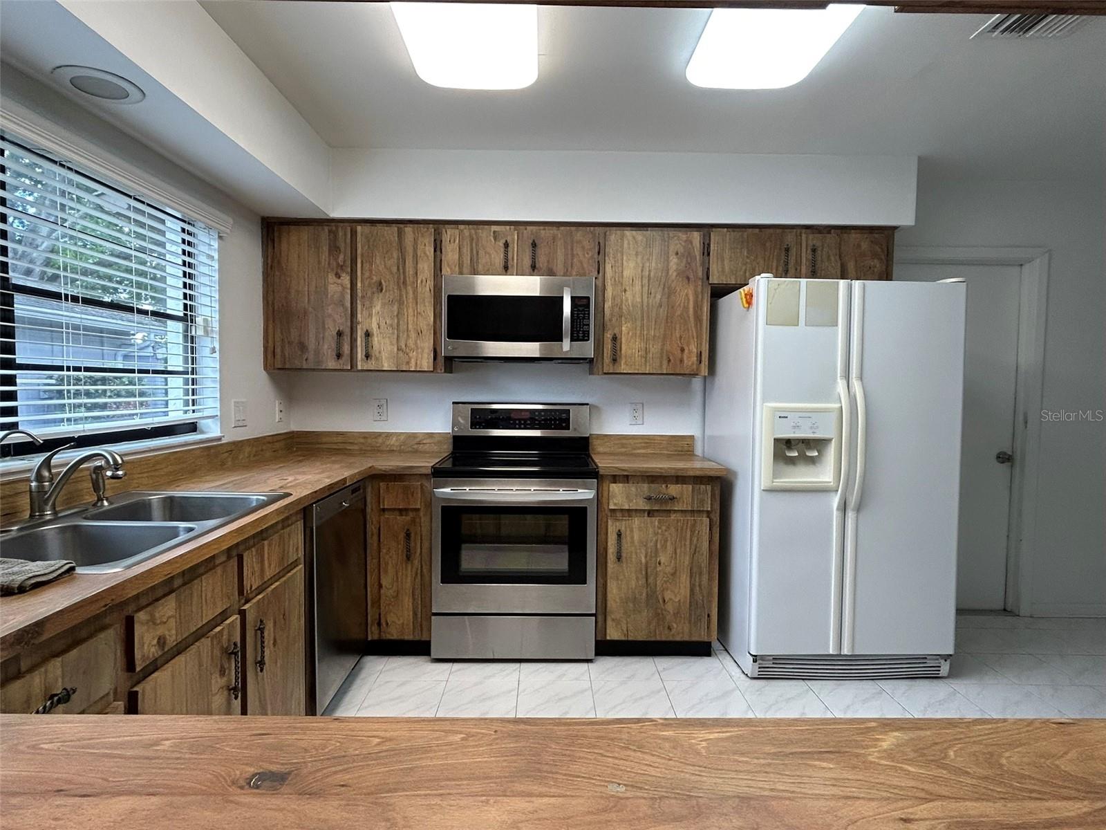 4006 DELLBROOK DR, TAMPA, FL, 33624