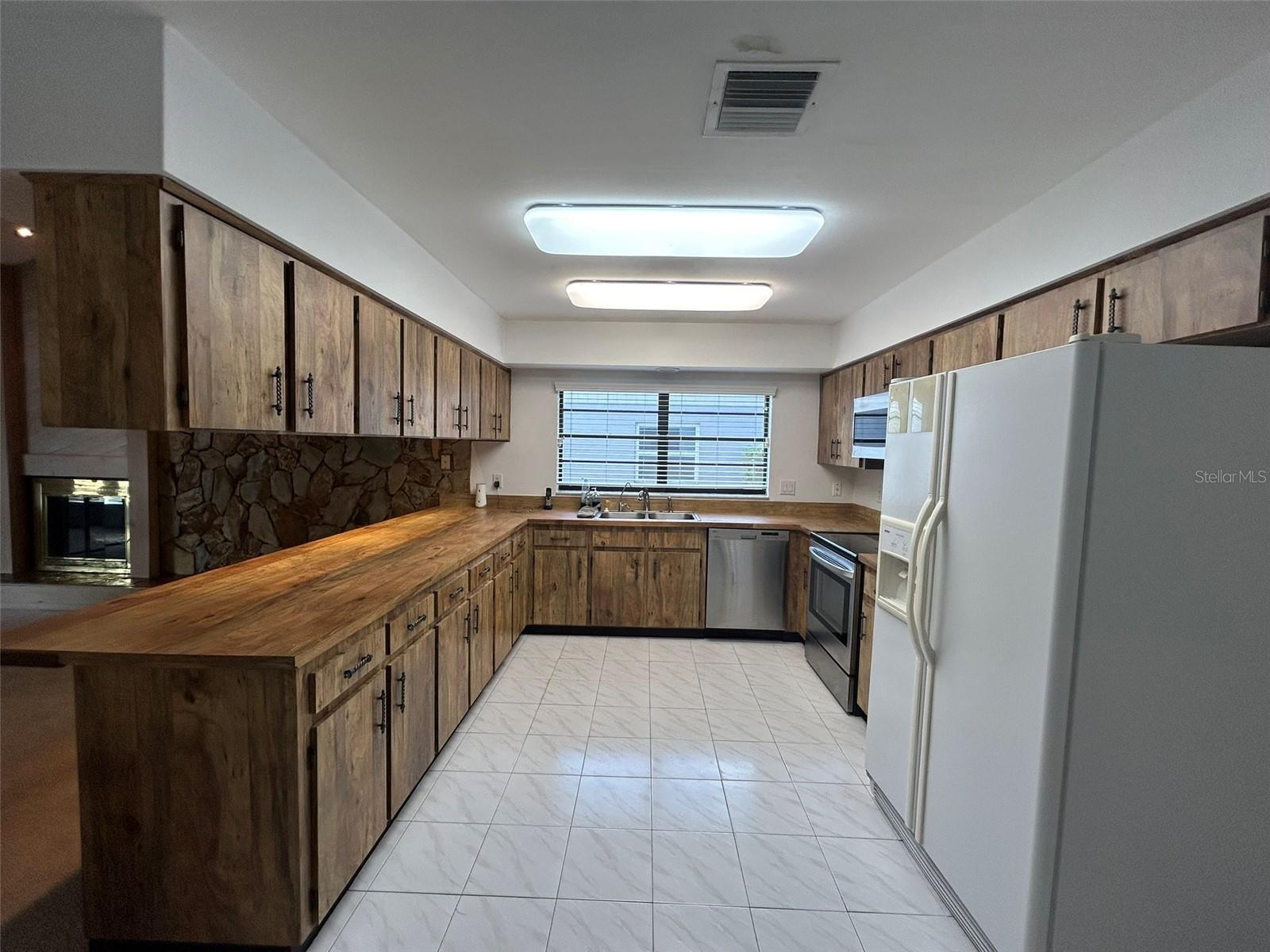 4006 DELLBROOK DR, TAMPA, FL, 33624