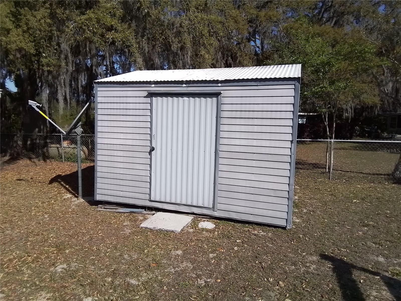 150 CLEARWATER LAKE RD, HAWTHORNE, FL, 32640