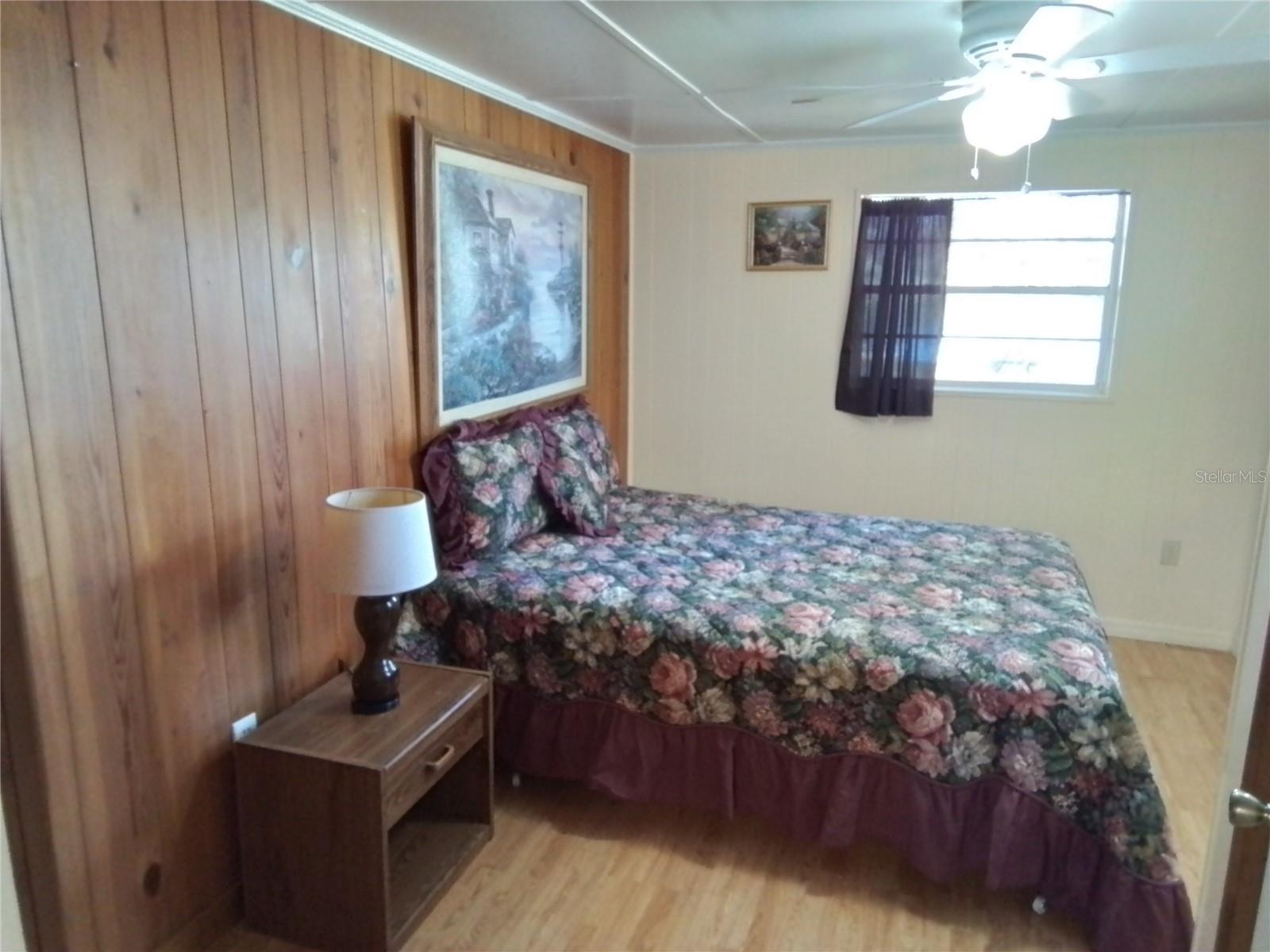 150 CLEARWATER LAKE RD, HAWTHORNE, FL, 32640