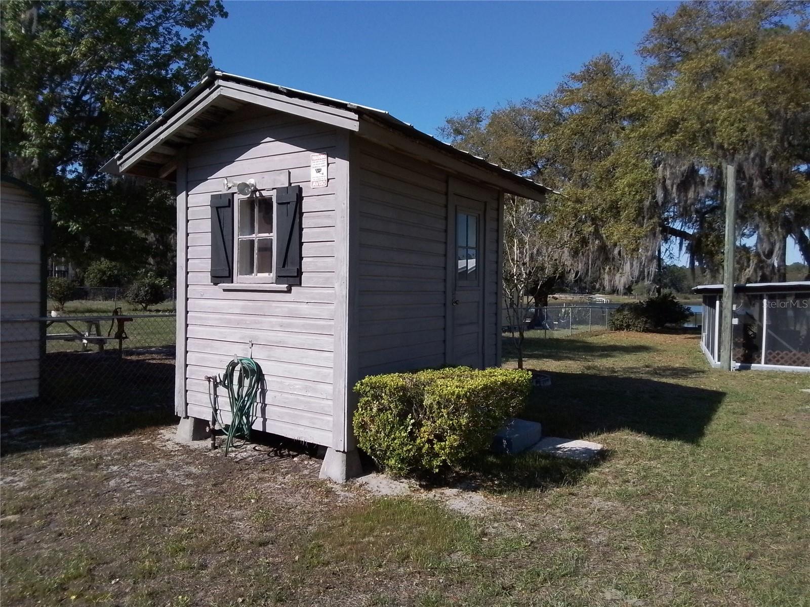 150 CLEARWATER LAKE RD, HAWTHORNE, FL, 32640
