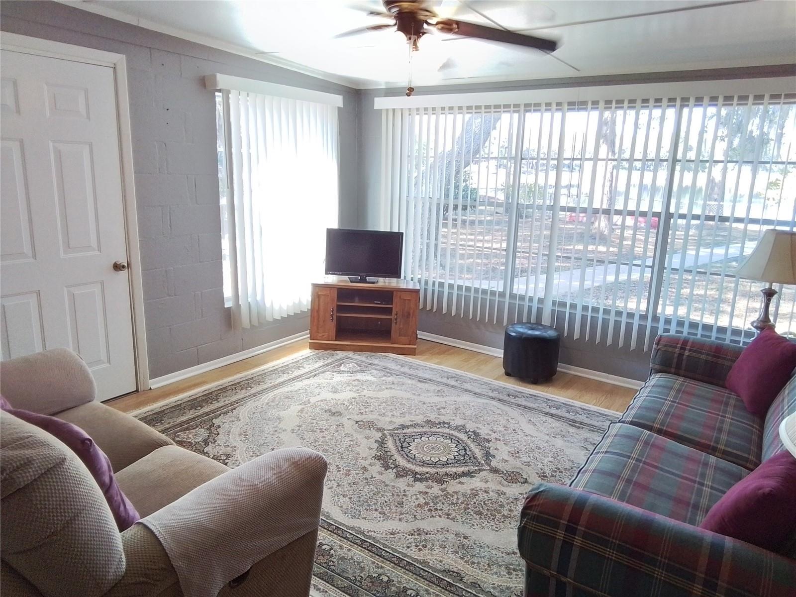 150 CLEARWATER LAKE RD, HAWTHORNE, FL, 32640