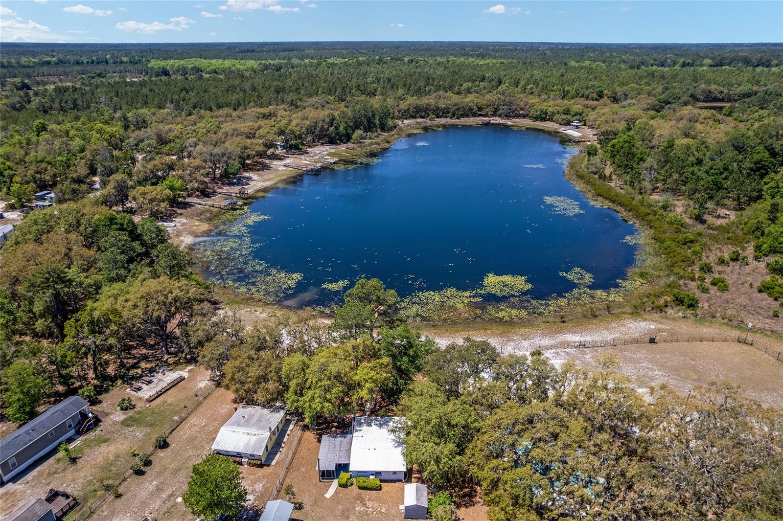 150 CLEARWATER LAKE RD, HAWTHORNE, FL, 32640