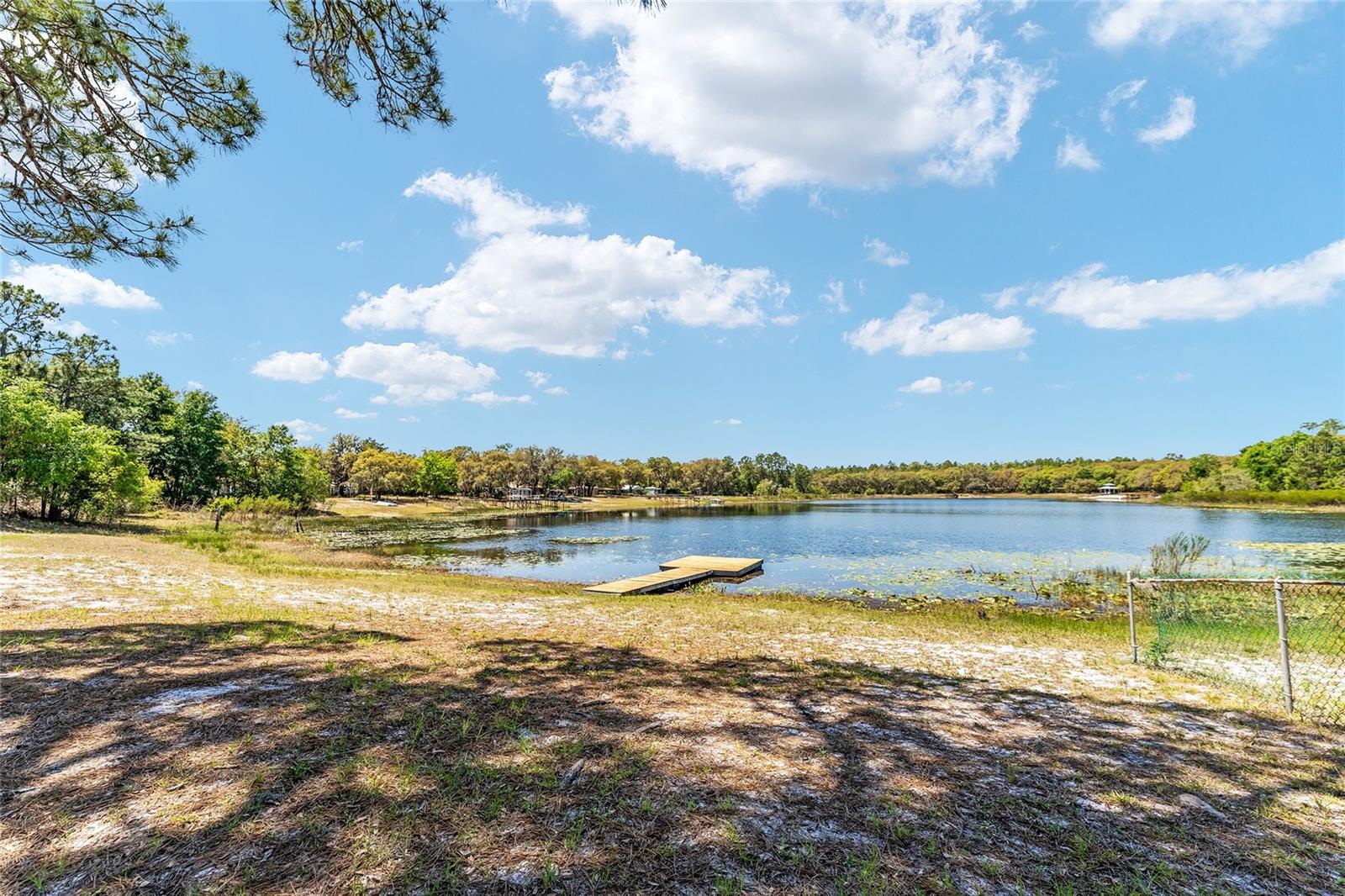 150 CLEARWATER LAKE RD, HAWTHORNE, FL, 32640