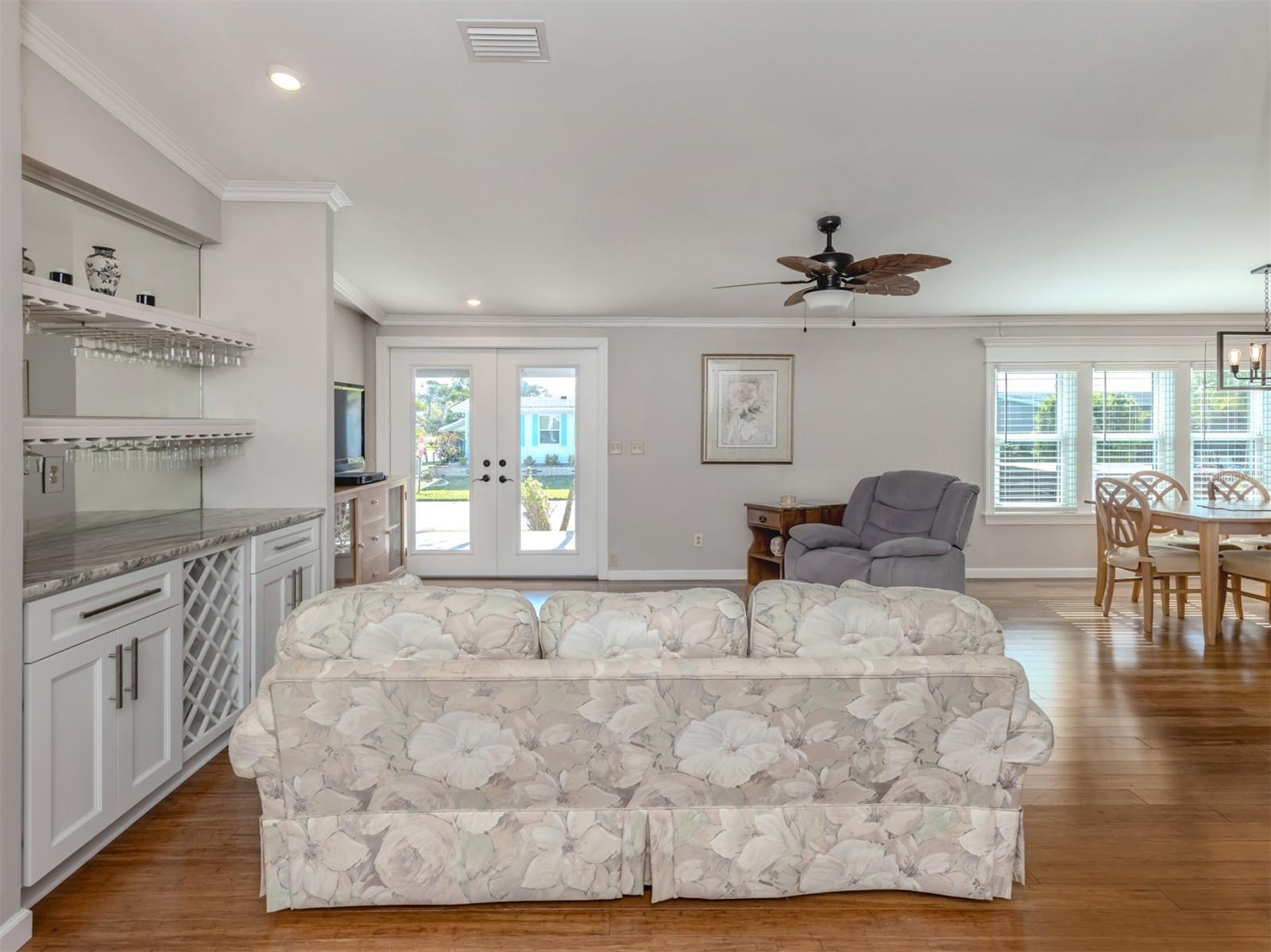 379 HARBOR ISLES DR, NORTH PORT, FL, 34287