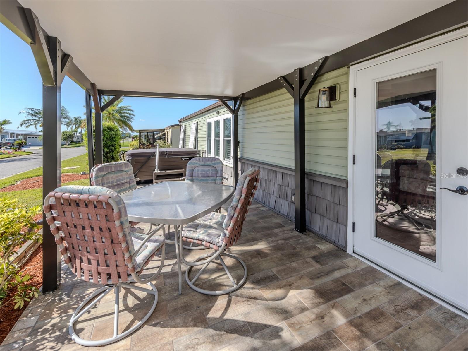 379 HARBOR ISLES DR, NORTH PORT, FL, 34287