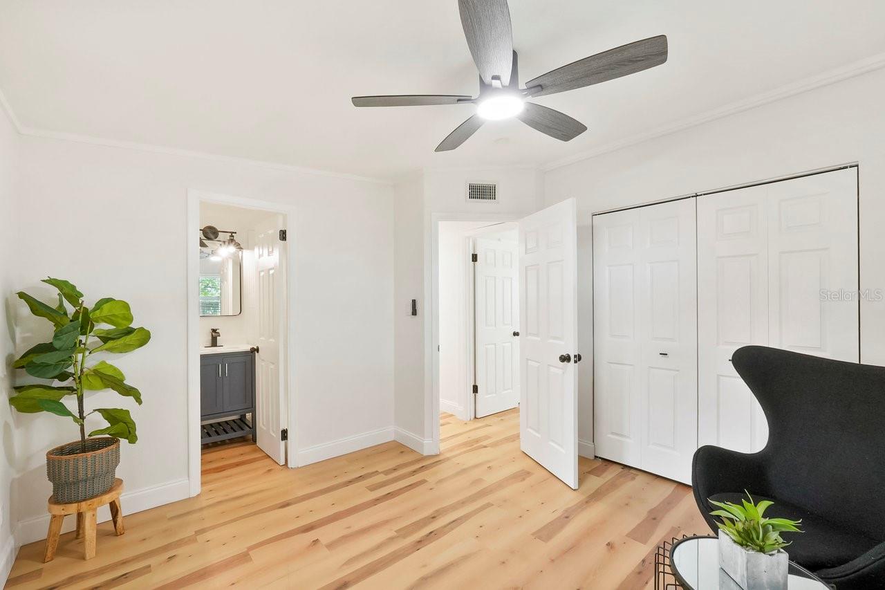 7607 LAVENDER LN, TAMPA, FL, 33619