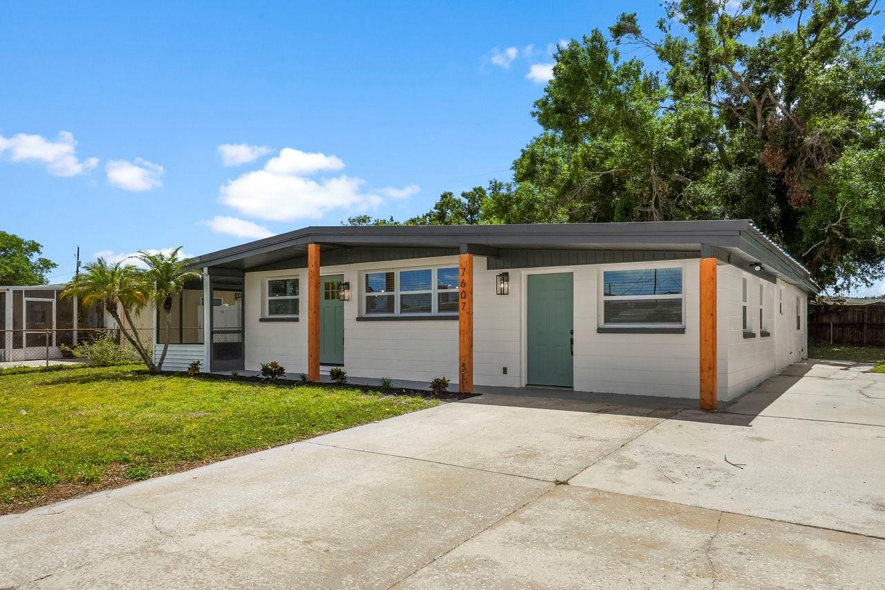 7607 LAVENDER LN, TAMPA, FL, 33619