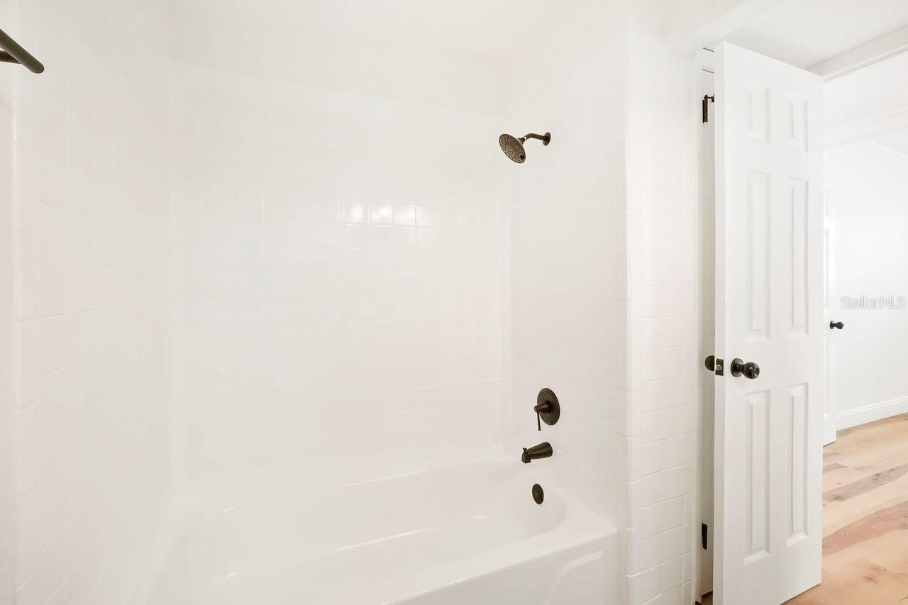 7607 LAVENDER LN, TAMPA, FL, 33619