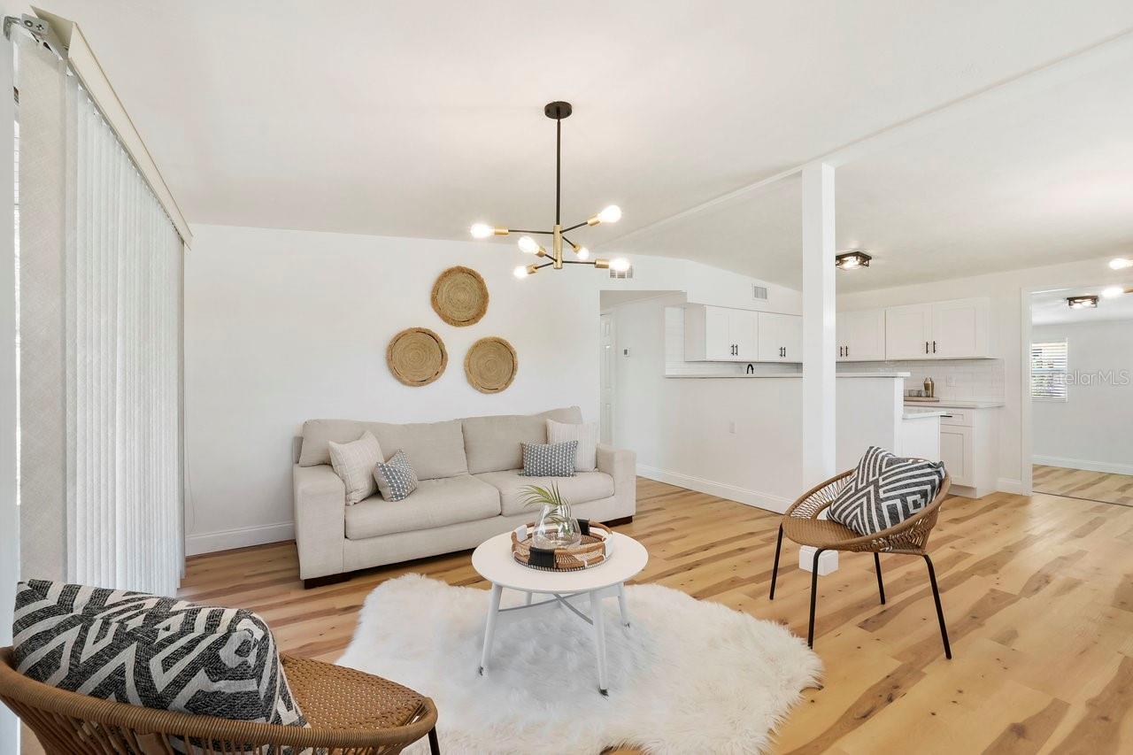 7607 LAVENDER LN, TAMPA, FL, 33619