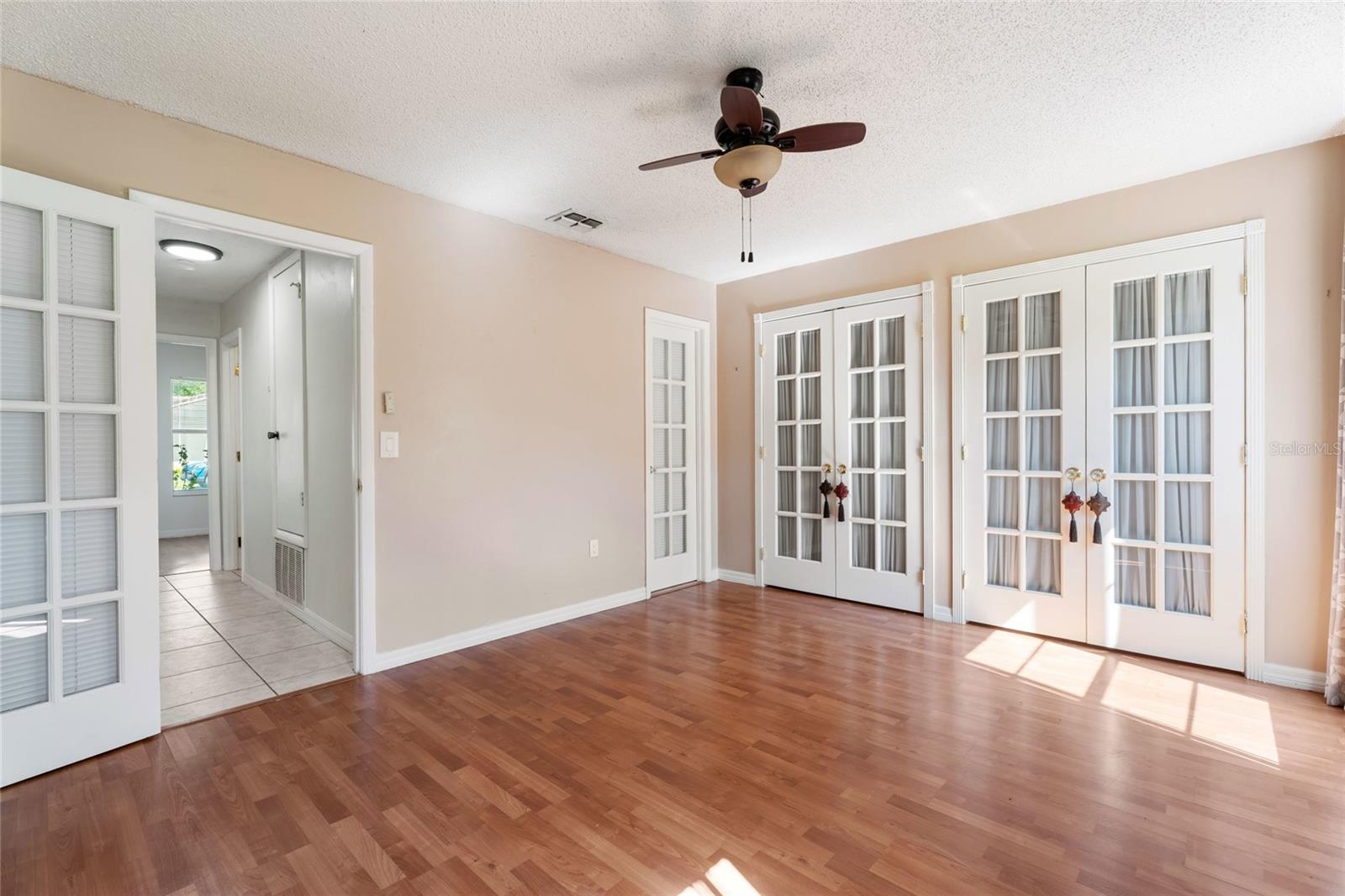 10423 MANASSAS CIR, ORLANDO, FL, 32821