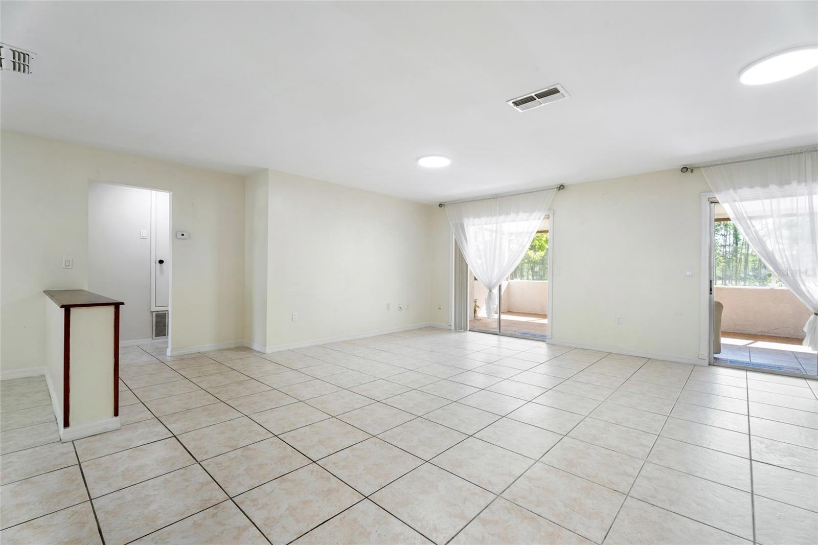 10423 MANASSAS CIR, ORLANDO, FL, 32821