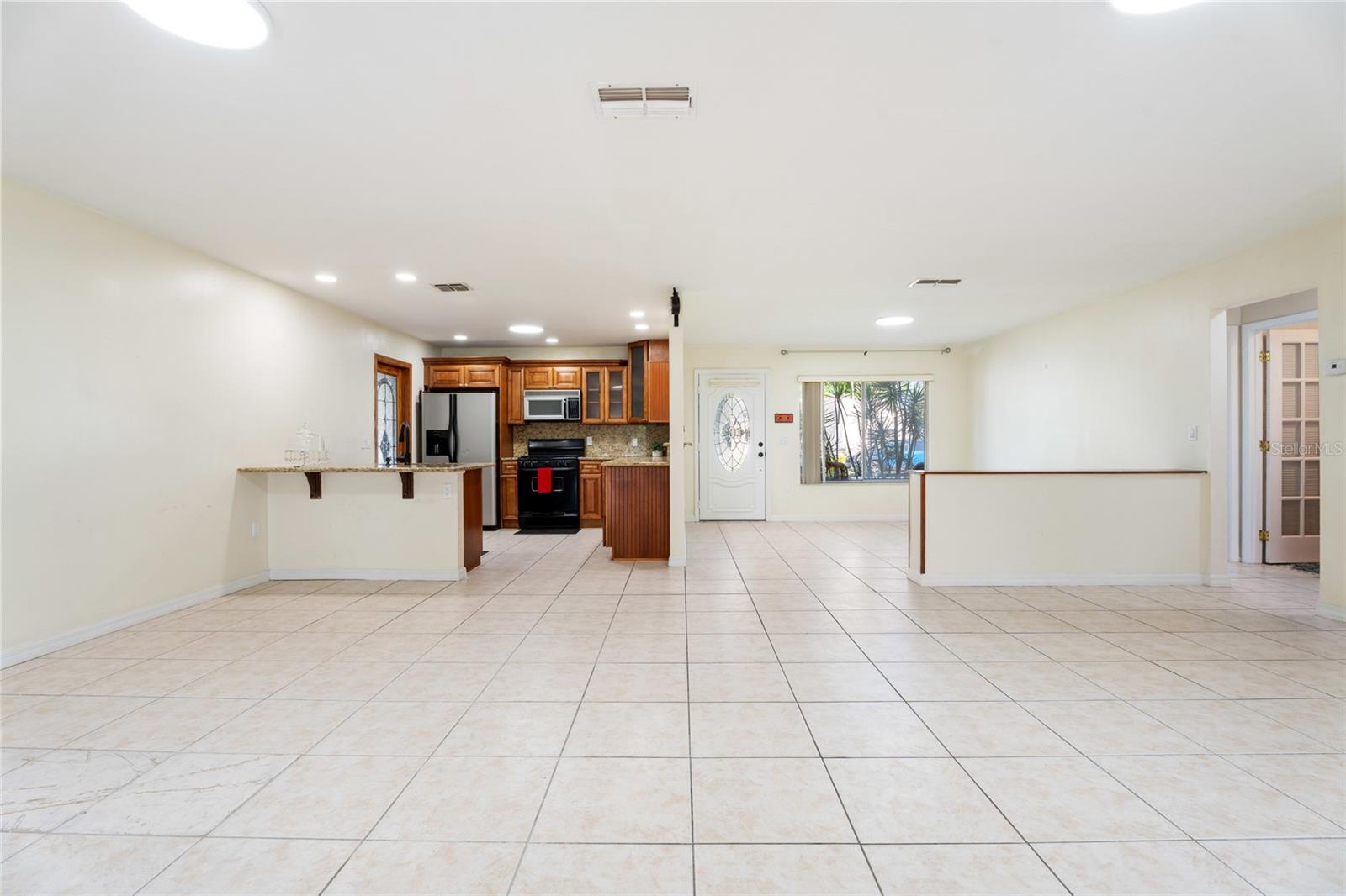 10423 MANASSAS CIR, ORLANDO, FL, 32821