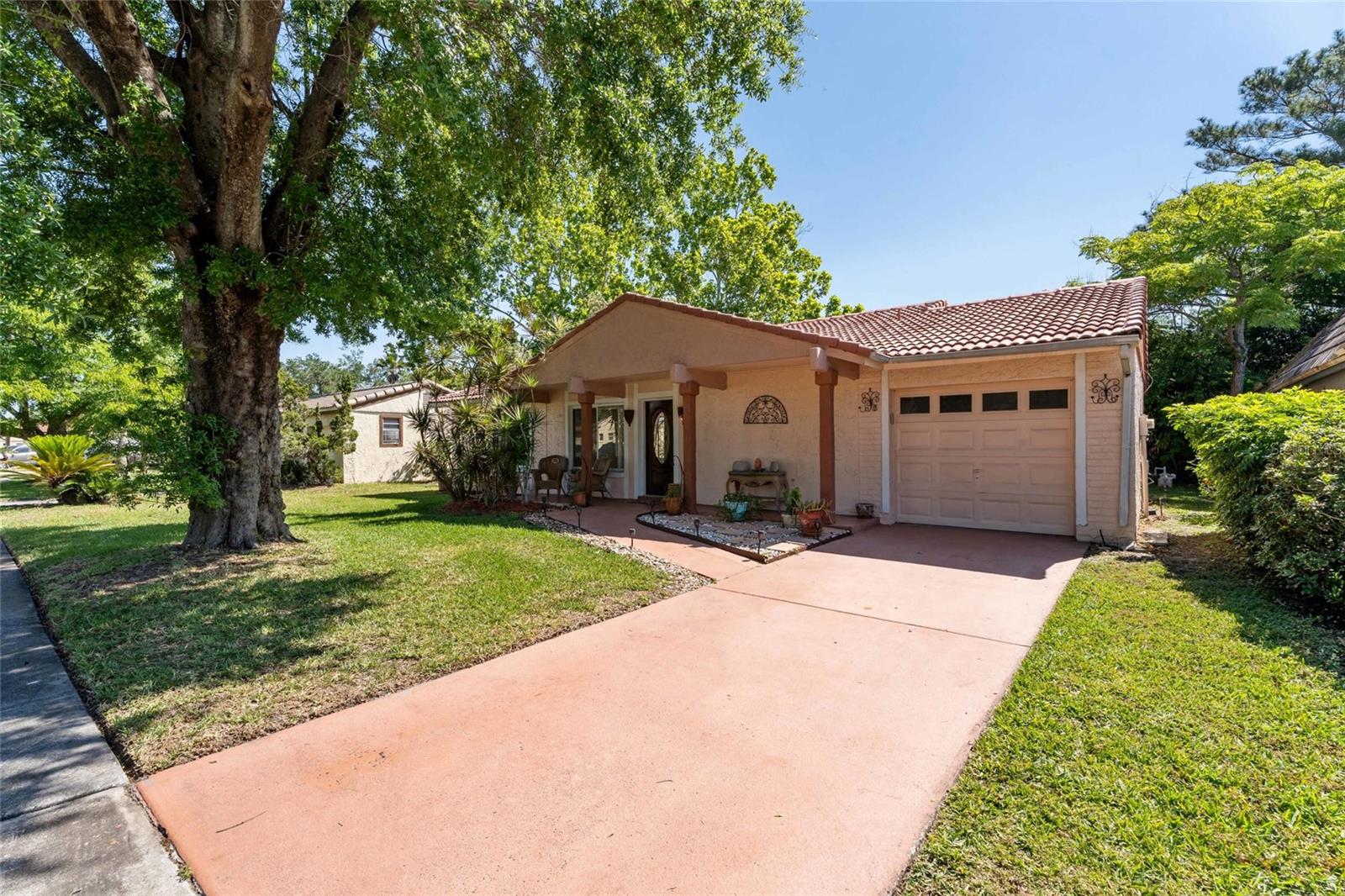 10423 MANASSAS CIR, ORLANDO, FL, 32821