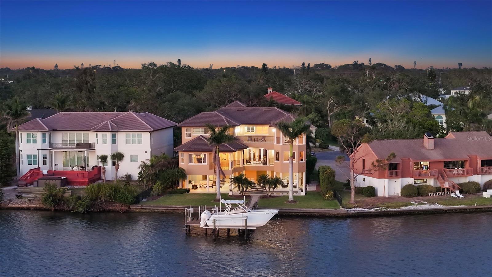 A4648878 Property Photo