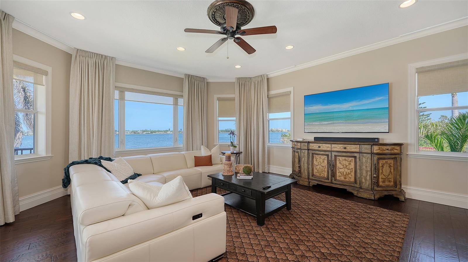 A4648878 Property Photo