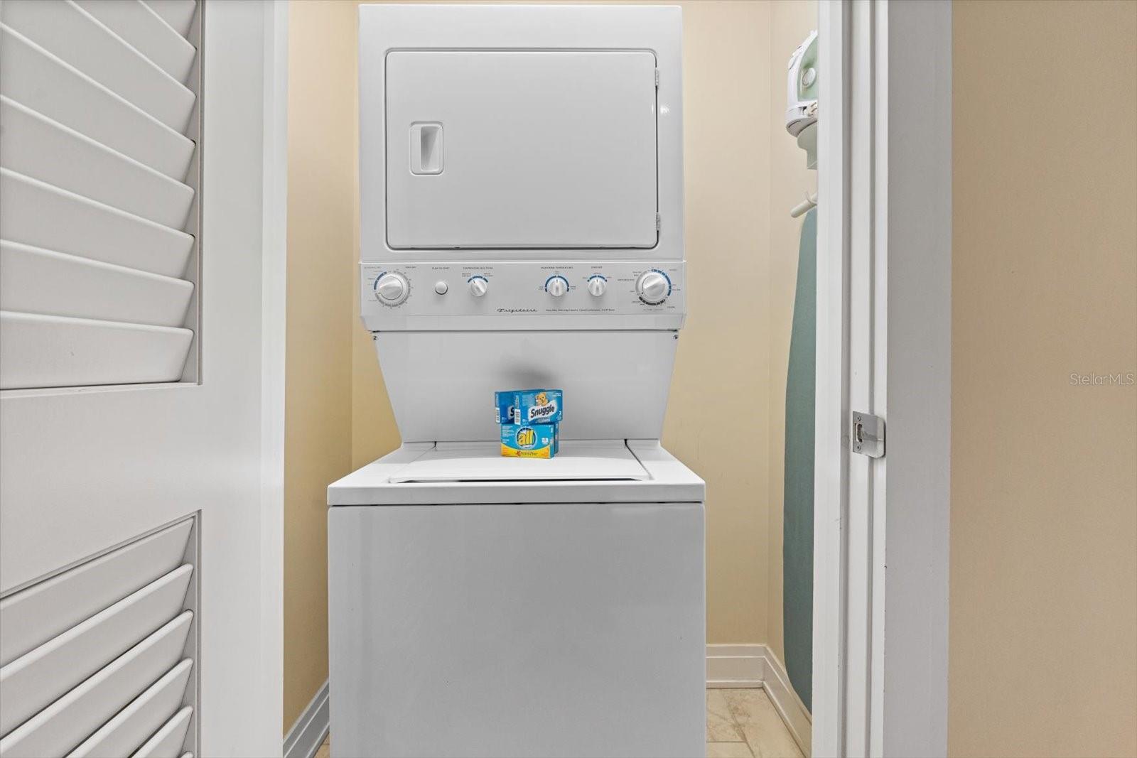 915 SEASIDE DR #405, WEEKS 22-23, SARASOTA, FL, 34242