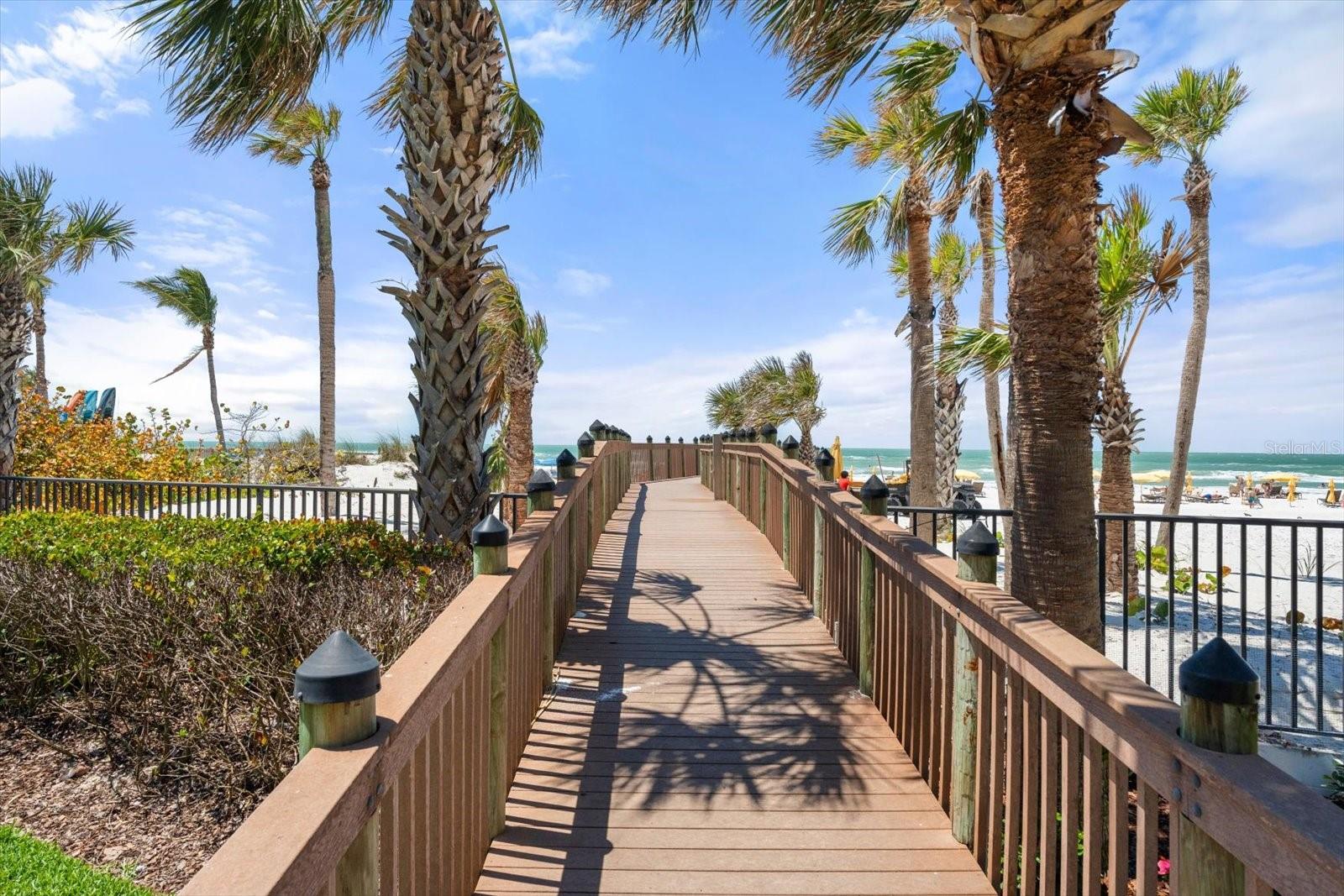 915 SEASIDE DR #405, WEEKS 22-23, SARASOTA, FL, 34242