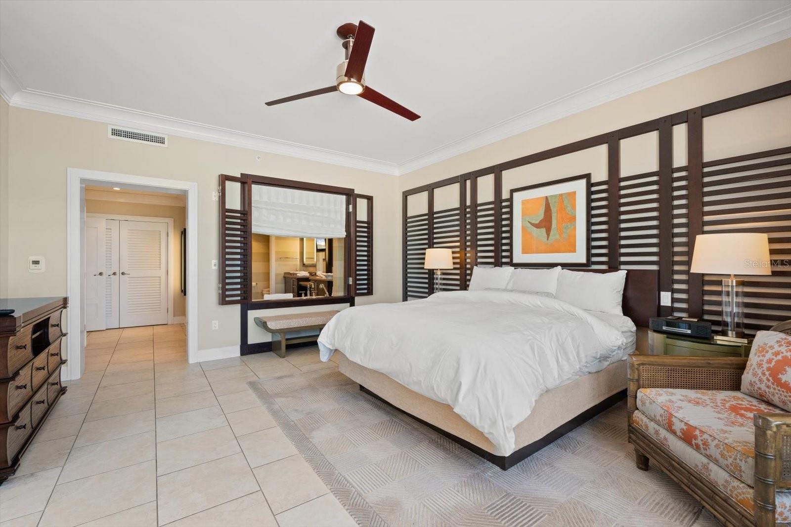 915 SEASIDE DR #405, WEEKS 22-23, SARASOTA, FL, 34242