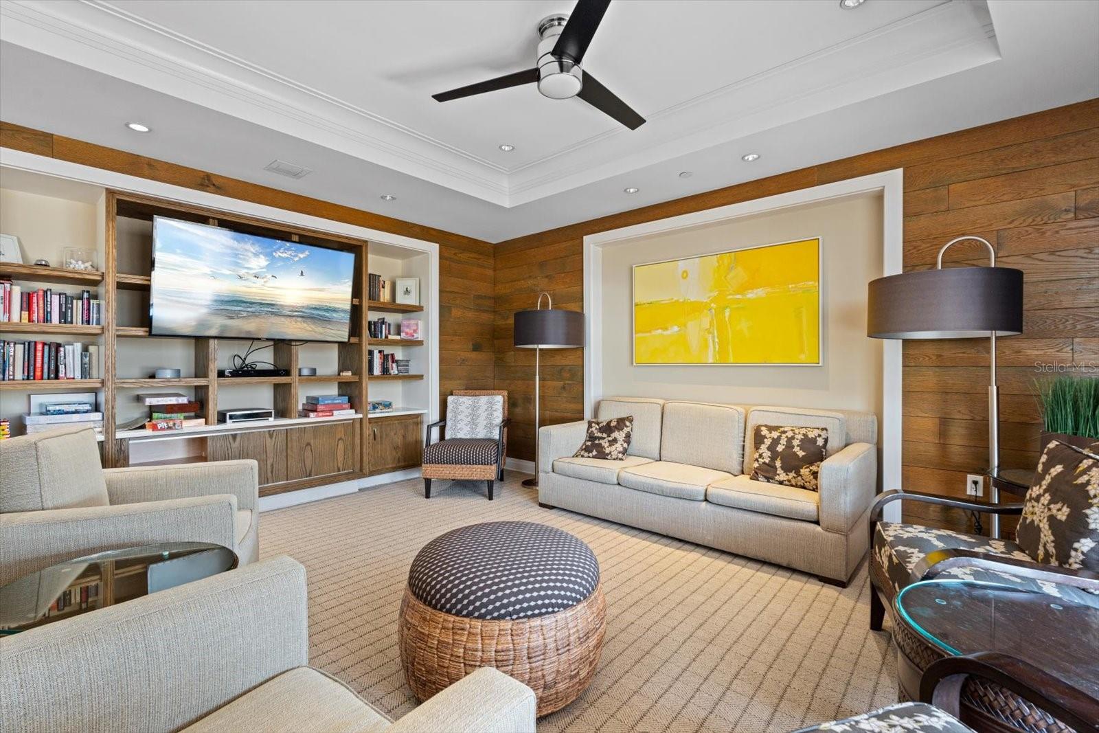 915 SEASIDE DR #405, WEEKS 22-23, SARASOTA, FL, 34242