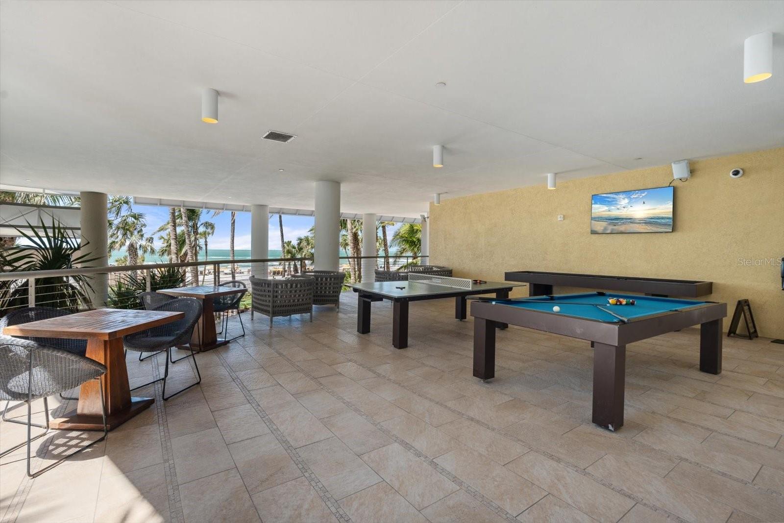 915 SEASIDE DR #405, WEEKS 22-23, SARASOTA, FL, 34242