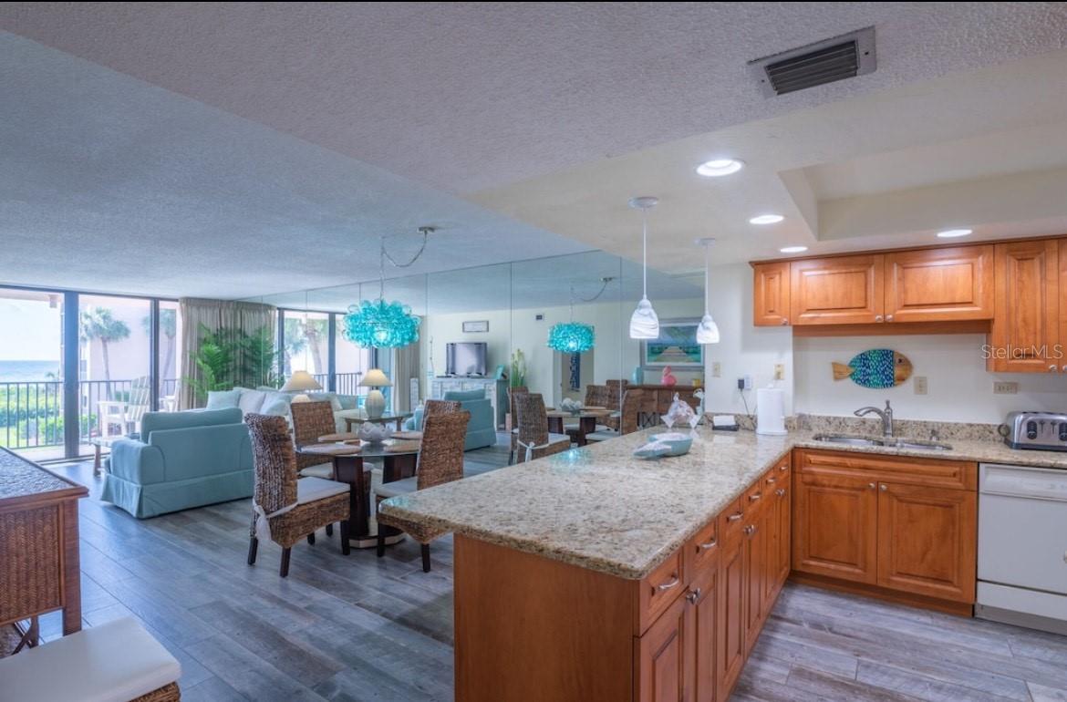 6480 MIDNIGHT PASS RD #316, SARASOTA, FL, 34242