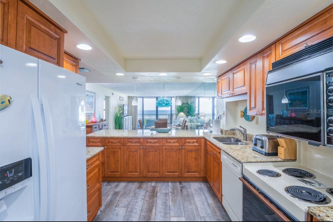 6480 MIDNIGHT PASS RD #316, SARASOTA, FL, 34242