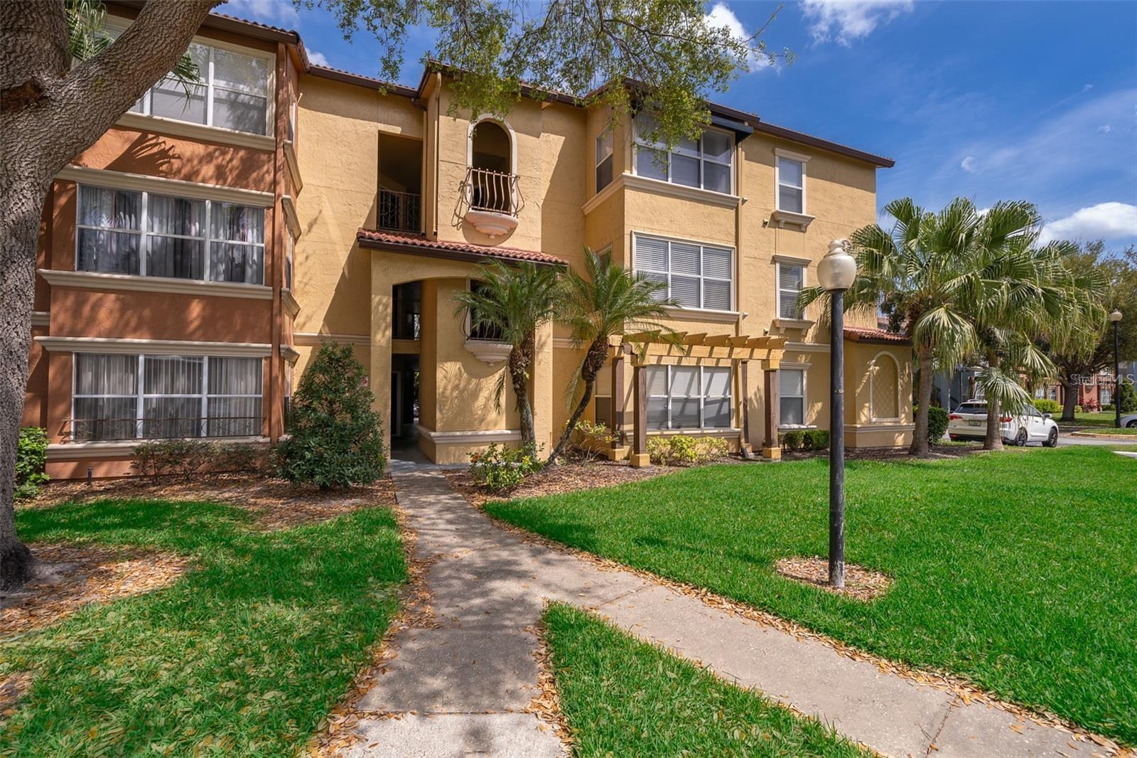 5124 CONROY RD #27, ORLANDO, FL, 32811