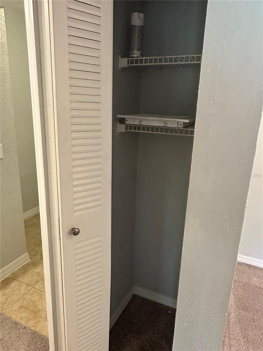 5124 CONROY RD #27, ORLANDO, FL, 32811