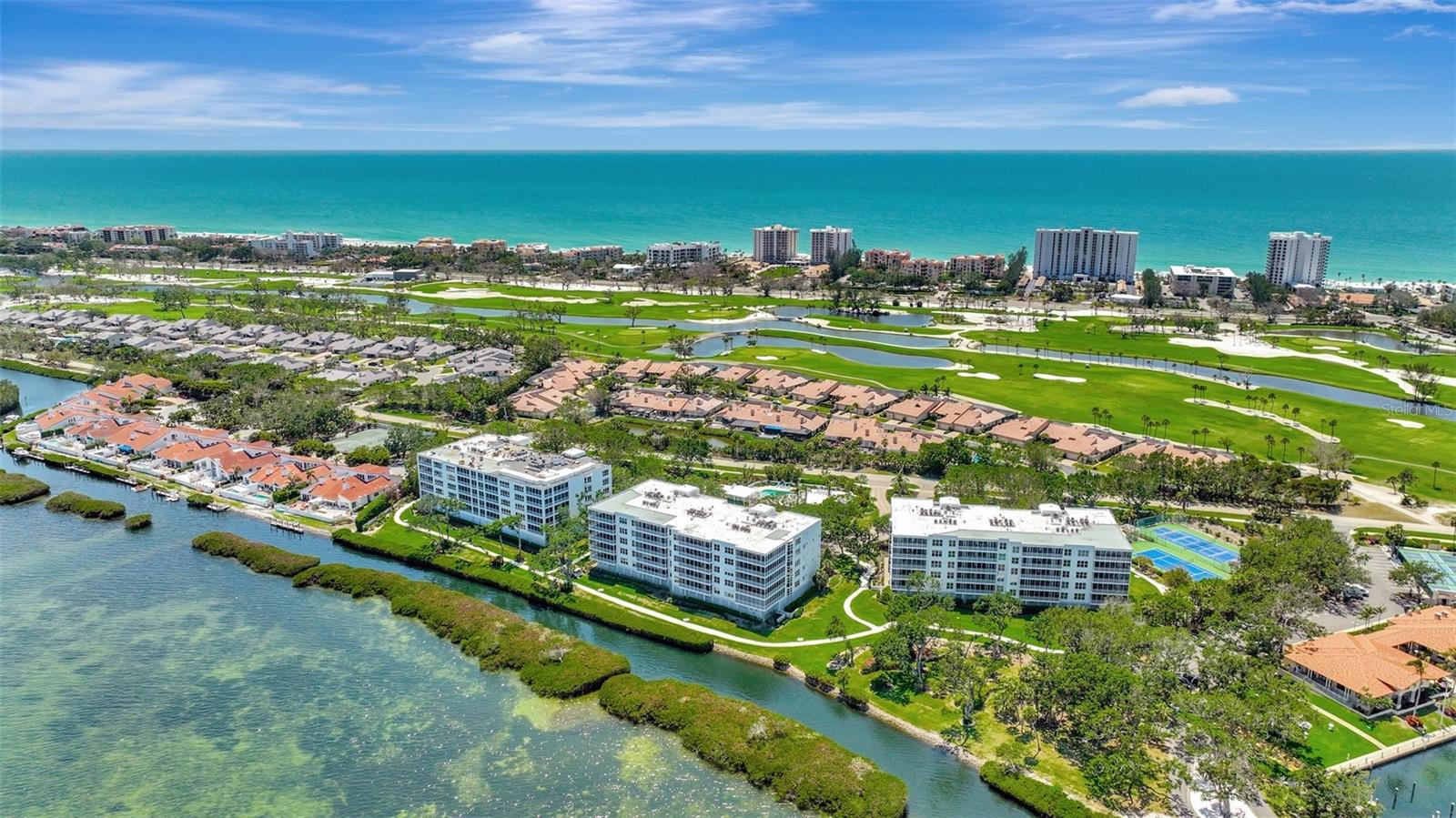 2450 HARBOURSIDE DR #233, LONGBOAT KEY, FL, 34228