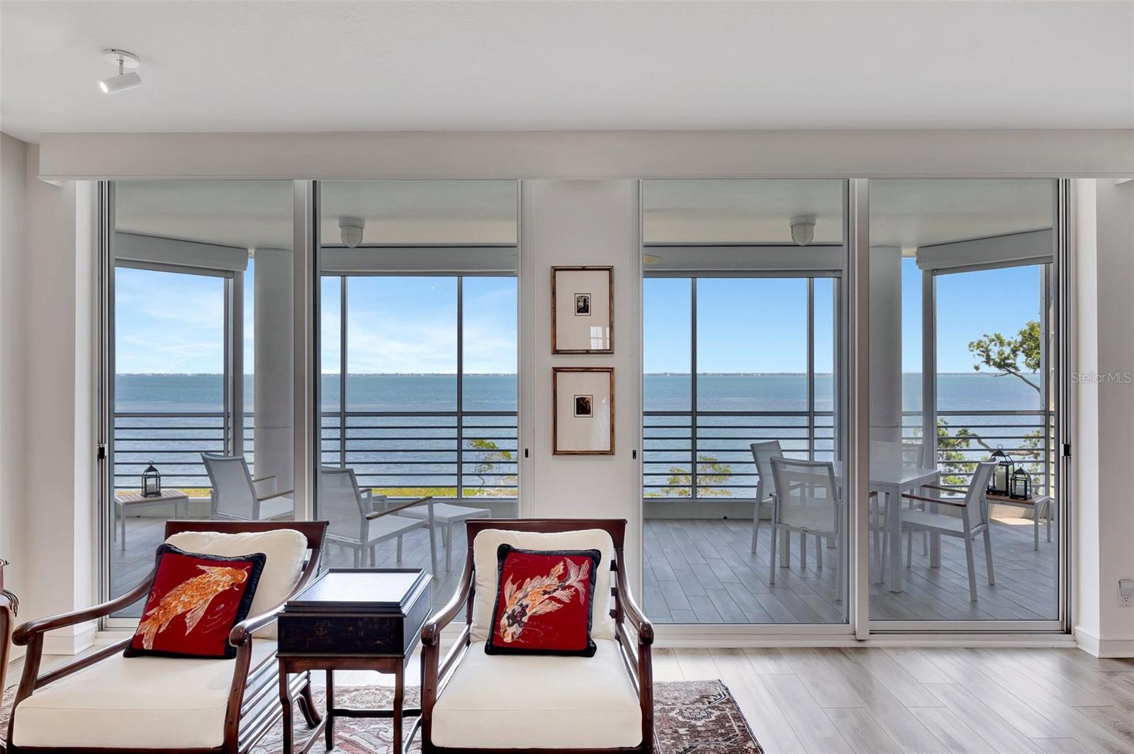 2450 HARBOURSIDE DR #233, LONGBOAT KEY, FL, 34228