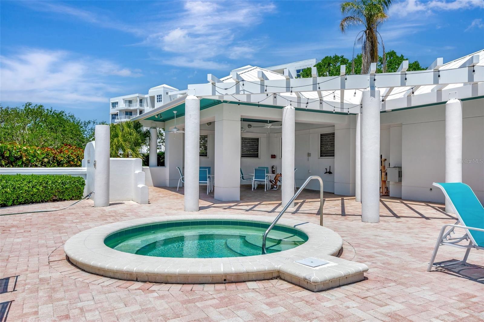 2450 HARBOURSIDE DR #233, LONGBOAT KEY, FL, 34228