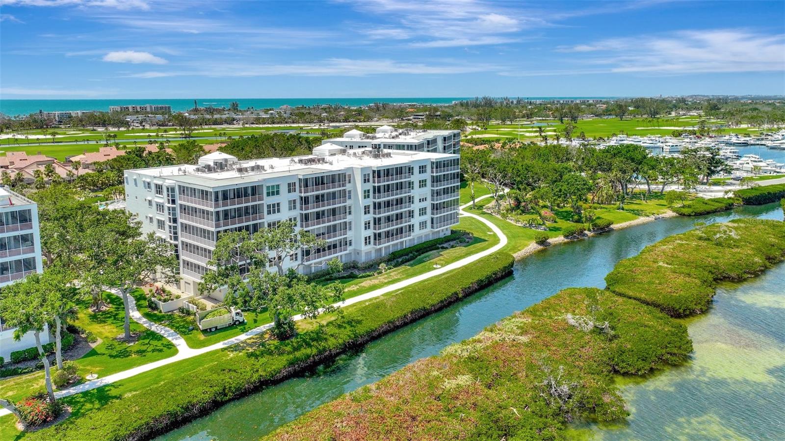 2450 HARBOURSIDE DR #233, LONGBOAT KEY, FL, 34228