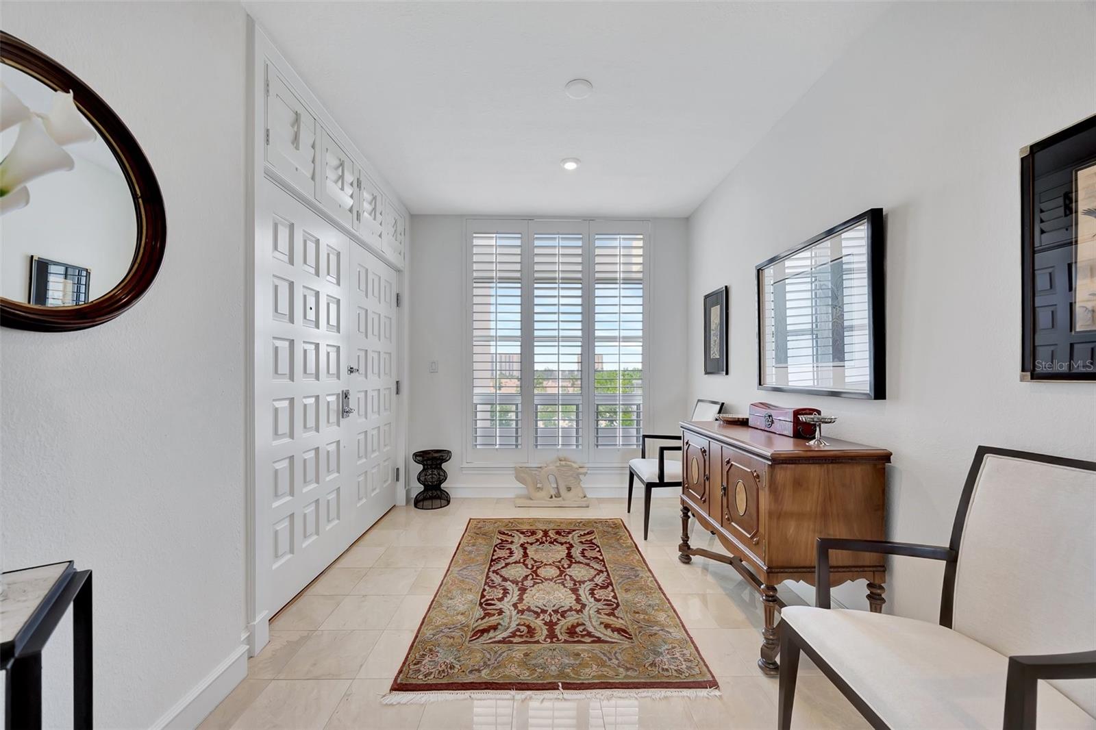 2450 HARBOURSIDE DR #233, LONGBOAT KEY, FL, 34228