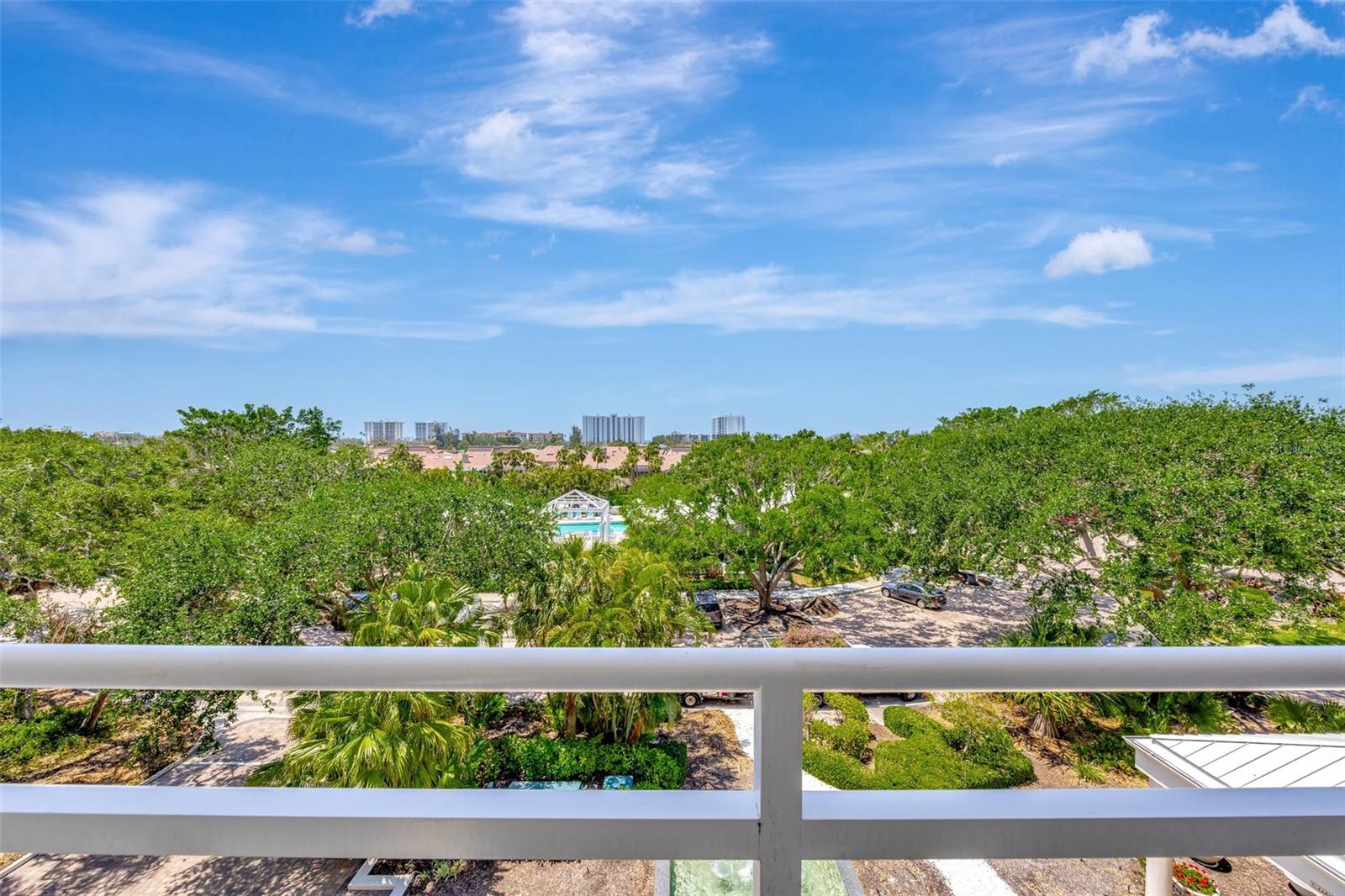 2450 HARBOURSIDE DR #233, LONGBOAT KEY, FL, 34228