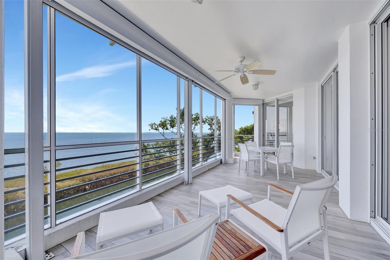 2450 HARBOURSIDE DR #233, LONGBOAT KEY, FL, 34228